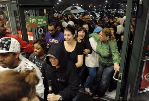 black-friday-crowd-rush